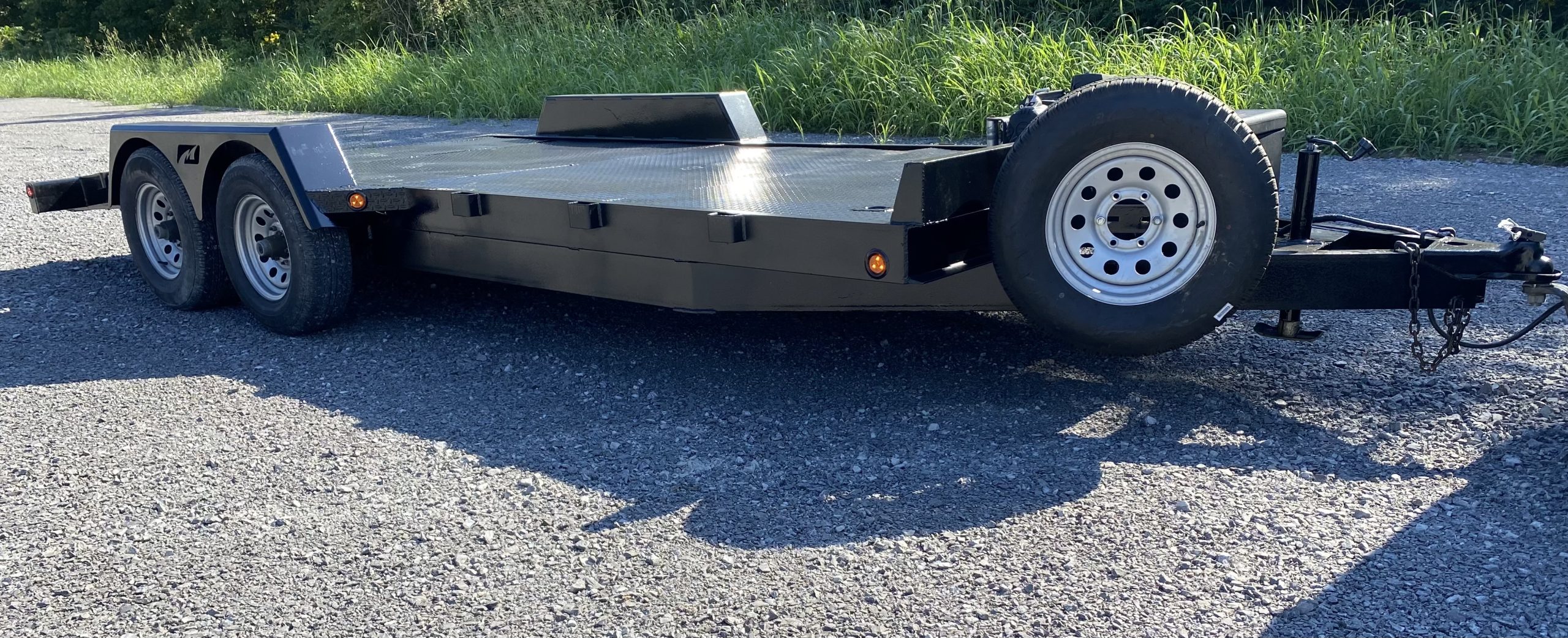 18’ HD Flatbed Car Hauler with drive over fenders